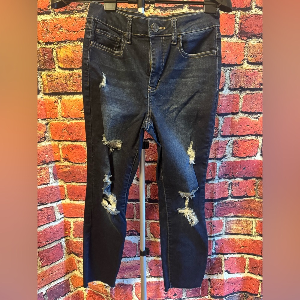 SO High Rise Dark Wash Ripped Skinny Capri Cropped Jeans Size 9/29 Item #PHK7512
